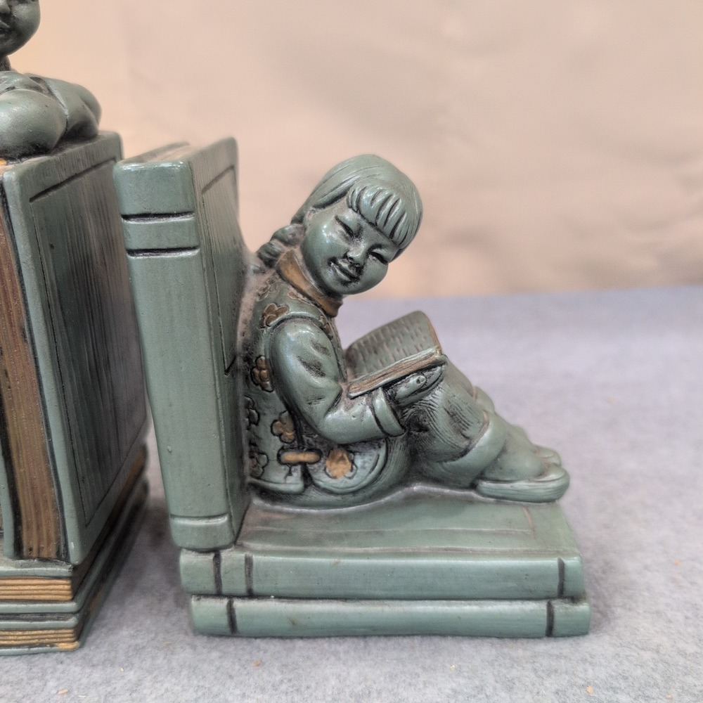 Vintage 1964 Universal Statuary Corp Asian Boy Girl Reading Bookends 927B Green - Picture 3 of 8